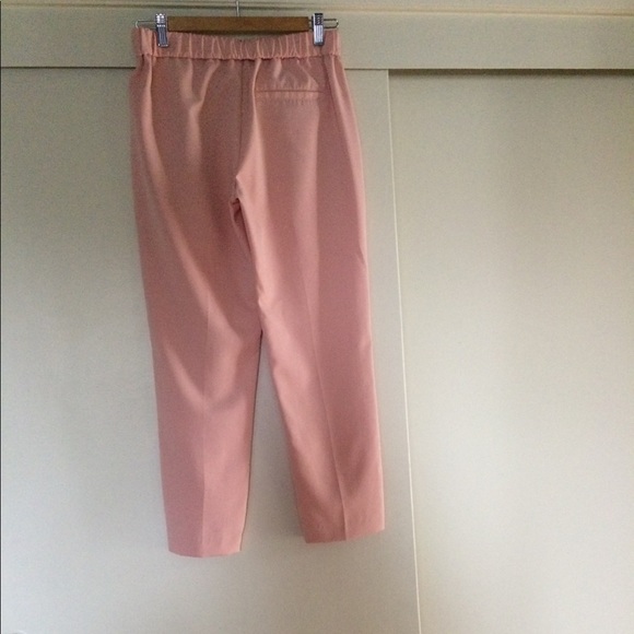 Zara cropped blush pants - Picture 2 of 3